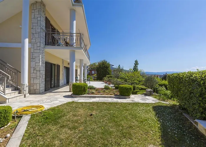 Janja Апартаменты *